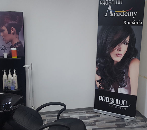 productie roll up, Creare grafica publicitara, promovare cosmetice